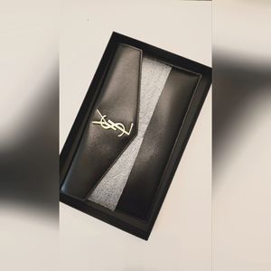 Saint Laurent Uptown Pouch medium in smooth leather